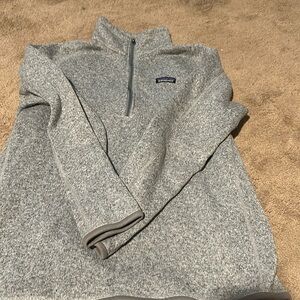 Women’s Patagonia sweater